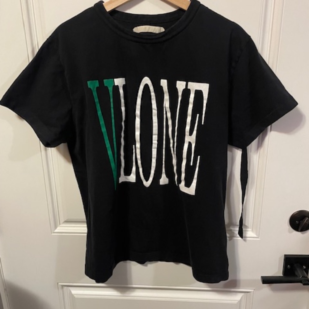 ** RARE**  OFF WHITE VLONE Know Wave Tee Shirt